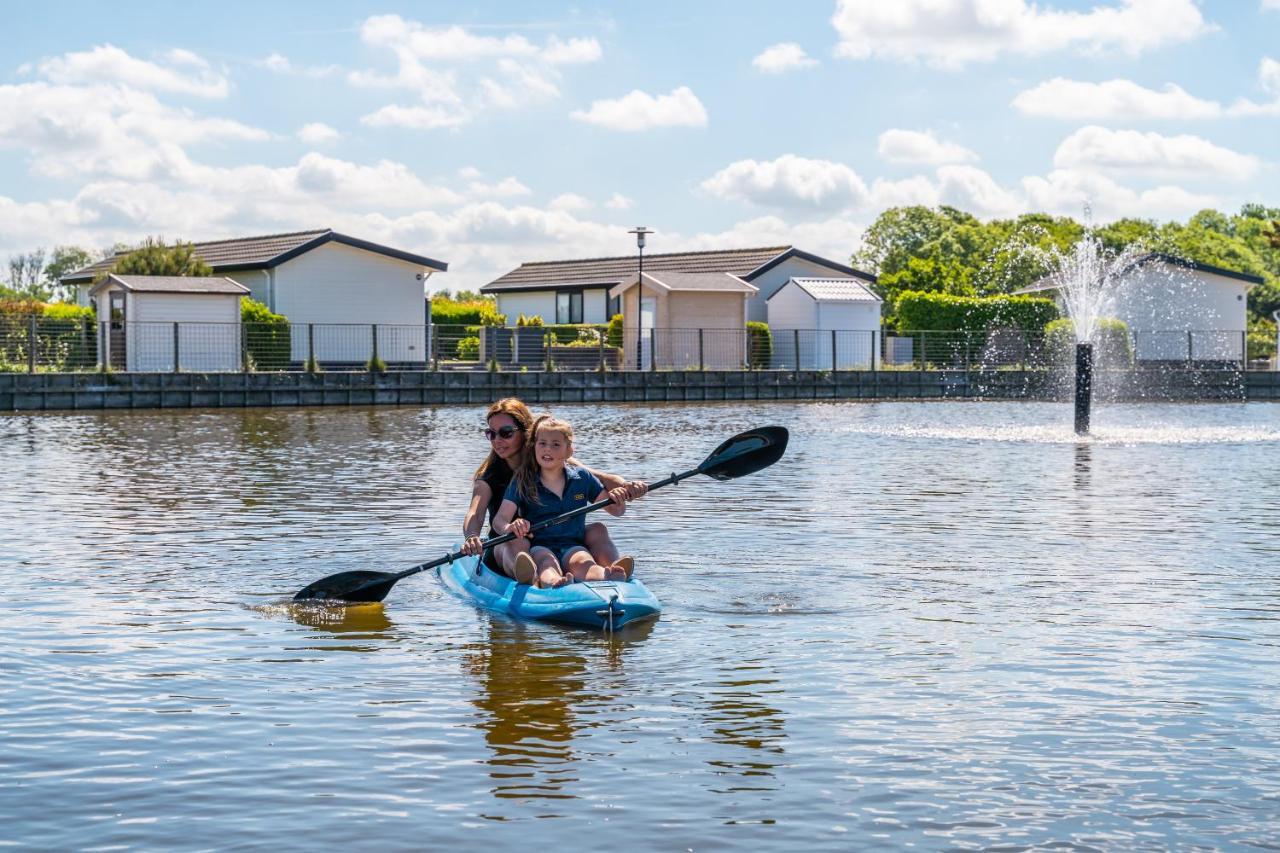 Europarcs De Woudhoeve เอ็กมอนด์ อาน เดน ฮูฟ ภายนอก รูปภาพ